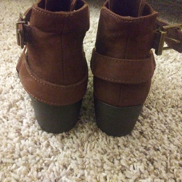Ankle booties - Picture 4 of 8